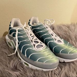 Nike Air Max Plus Aurora Green